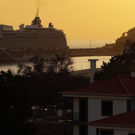 Travellers Pearl By Storytellers Appartement Funchal  Buitenkant foto